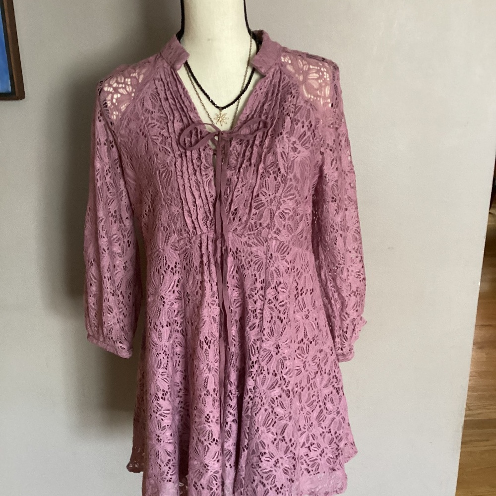Boutique quality lined crochet style tunic/dress
